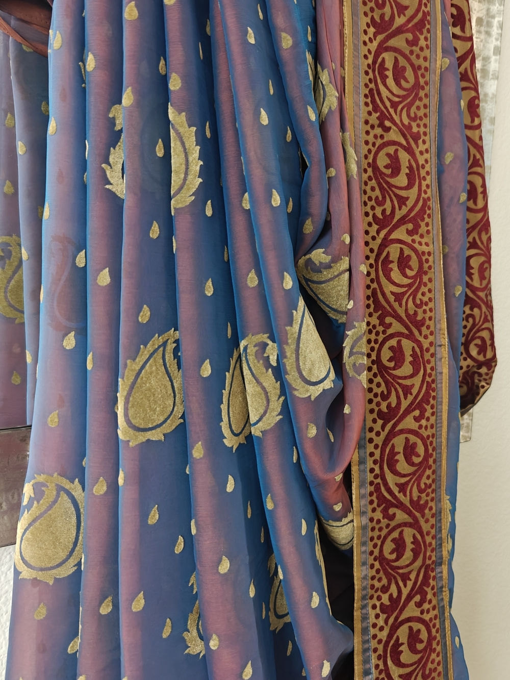 Blue Mauve Lightweight Chiffon-georgette Saree